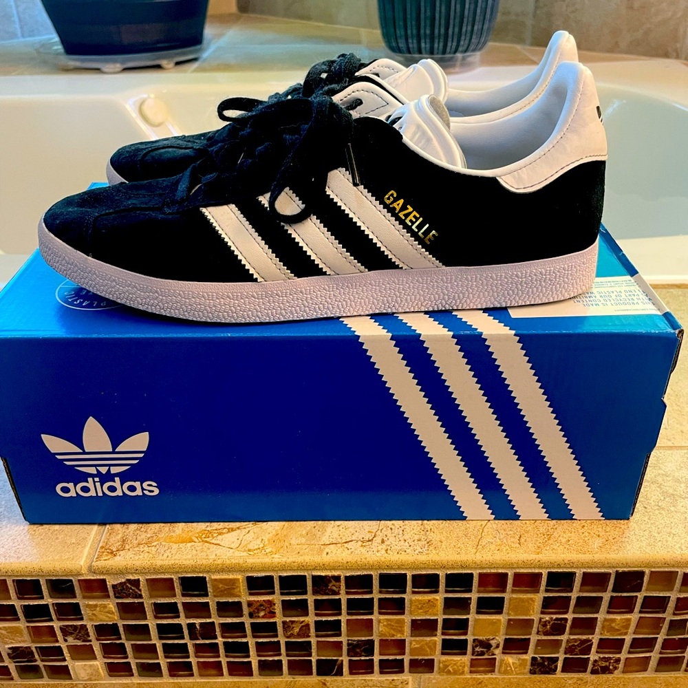 Adidas Gazelle sneakers. Perfect condition.